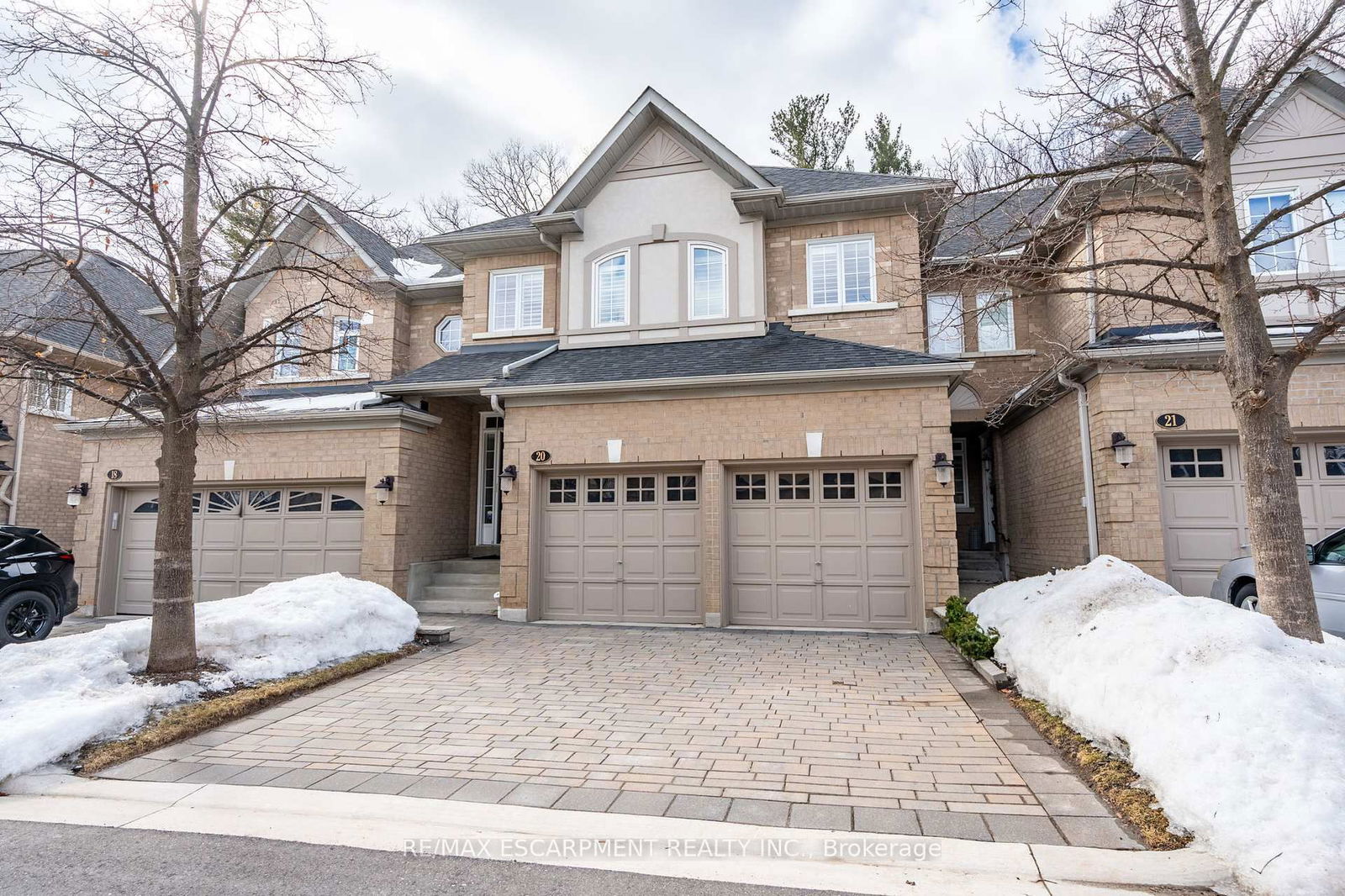 Townhouse for sale at 20-2000 The Collegeway, Mississauga, Erin Mills, L5L 5Y9 - MLS: W12010010