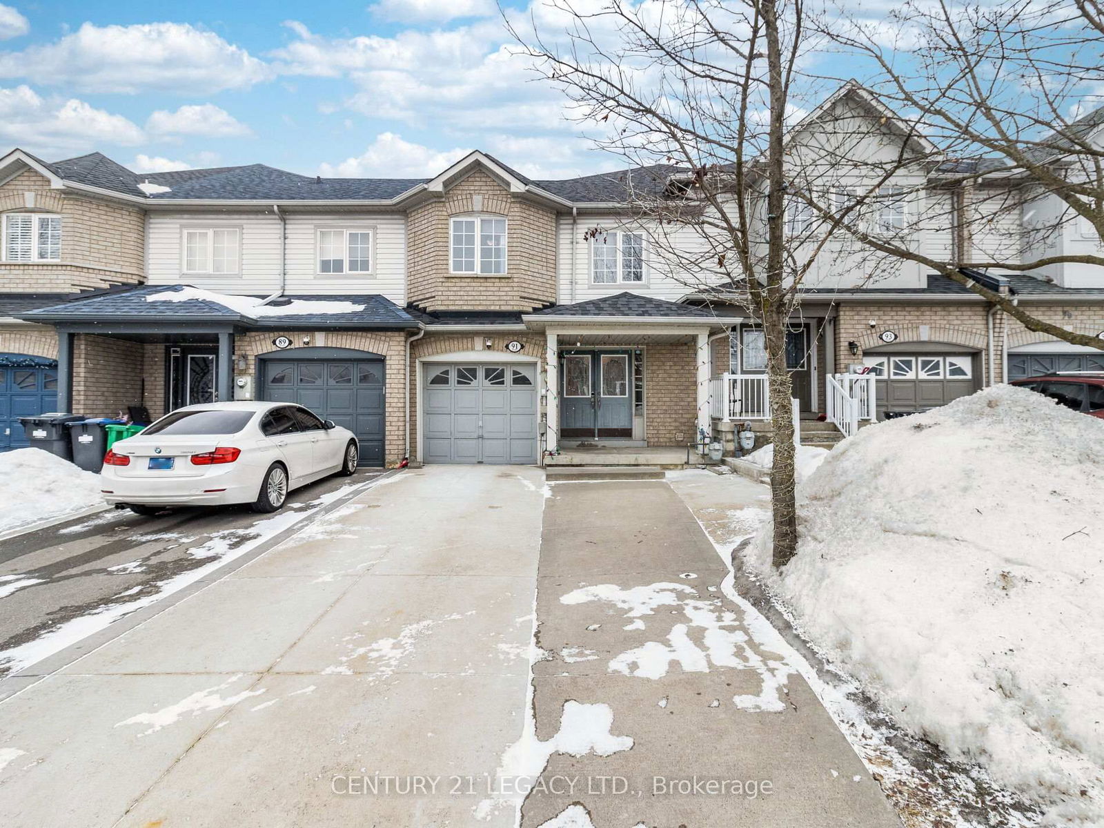 Townhouse for sale at 91 Checkerberry Crescent, Brampton, Sandringham-Wellington, L6R 2S8 - MLS: W12010204