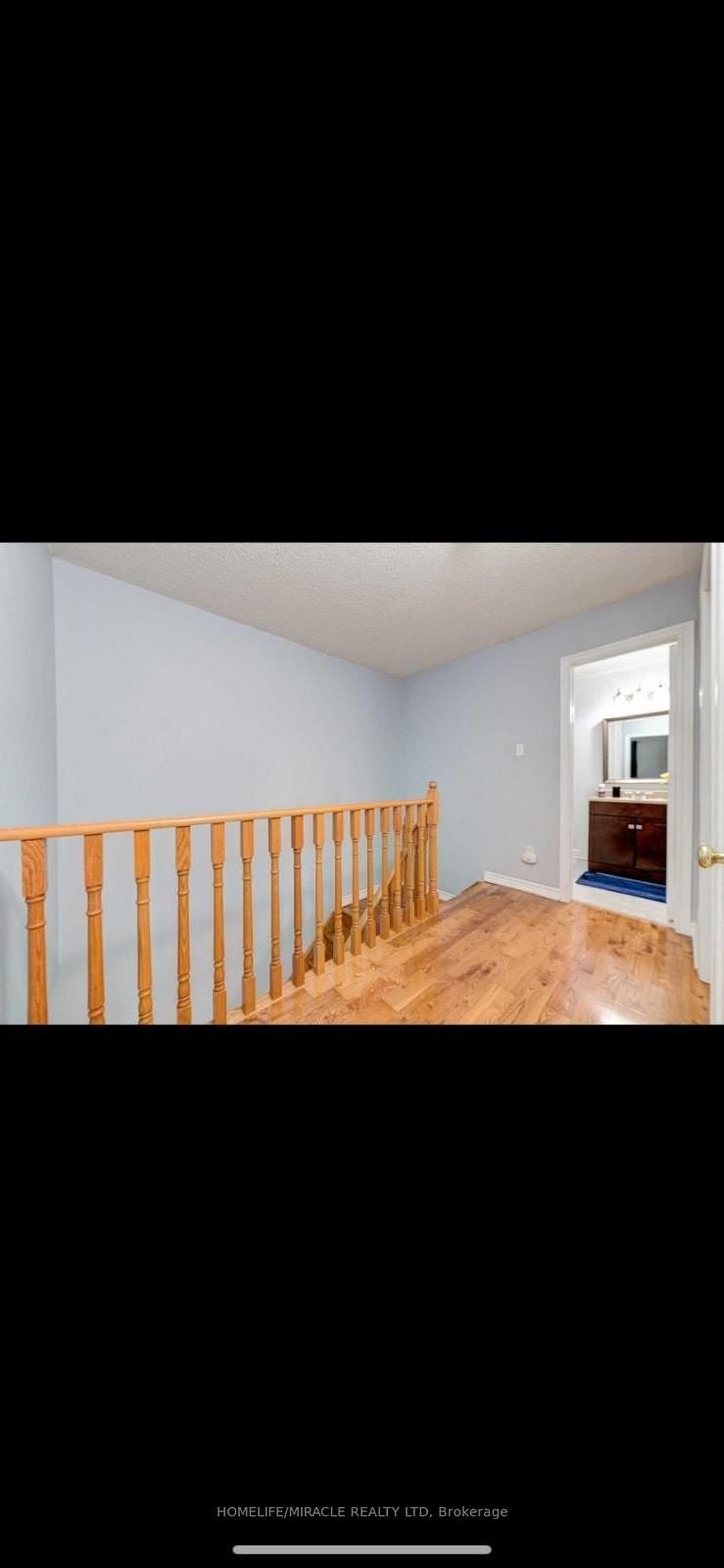 Townhouse for lease at 70 Blue Spruce Street, Brampton, Sandringham-Wellington, L6R 1C3 - MLS: W12010300