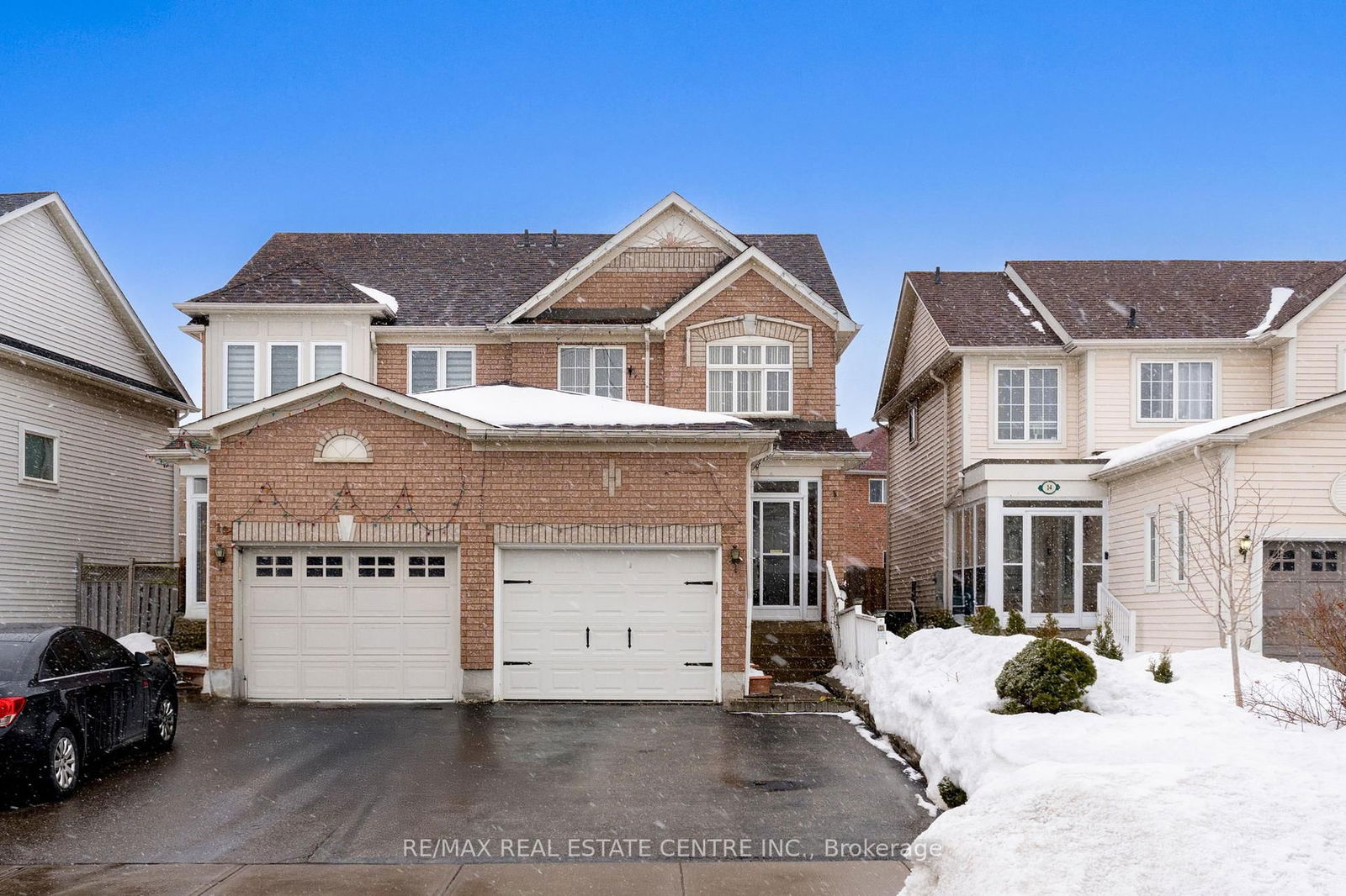 Semi-Detached House for sale at 12 Tiller Trail, Brampton, Fletcher's Creek Village, L6X 4R2 - MLS: W12010561