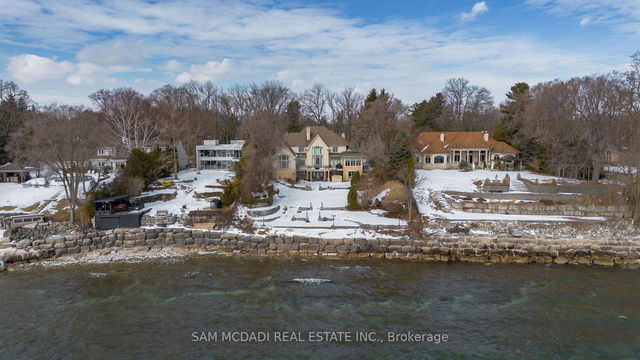 5126 Lakeshore Road
