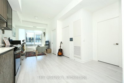 395 Dundas Oakville,ON L6M 5R8 — Photo 14