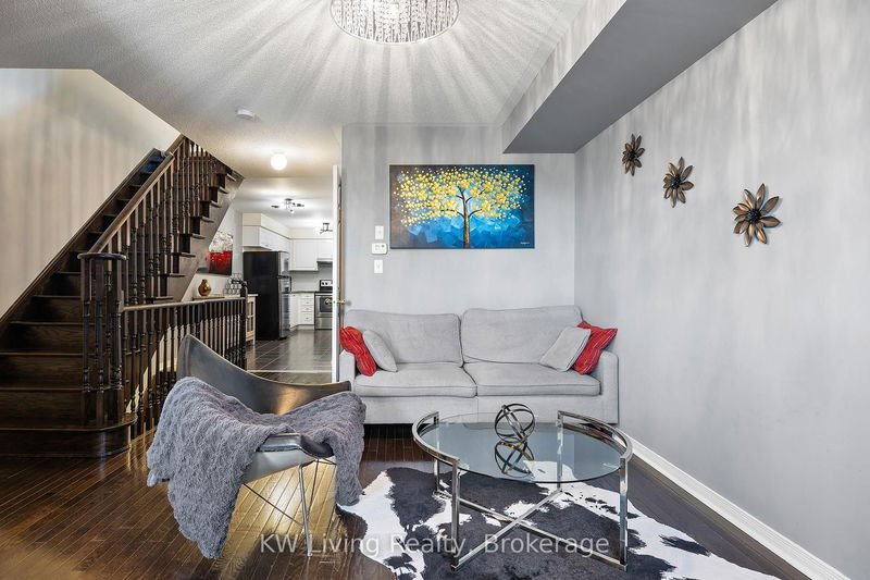 225 Torbarrie Rd, Toronto - Downsview-Roding-CFB image-0-0