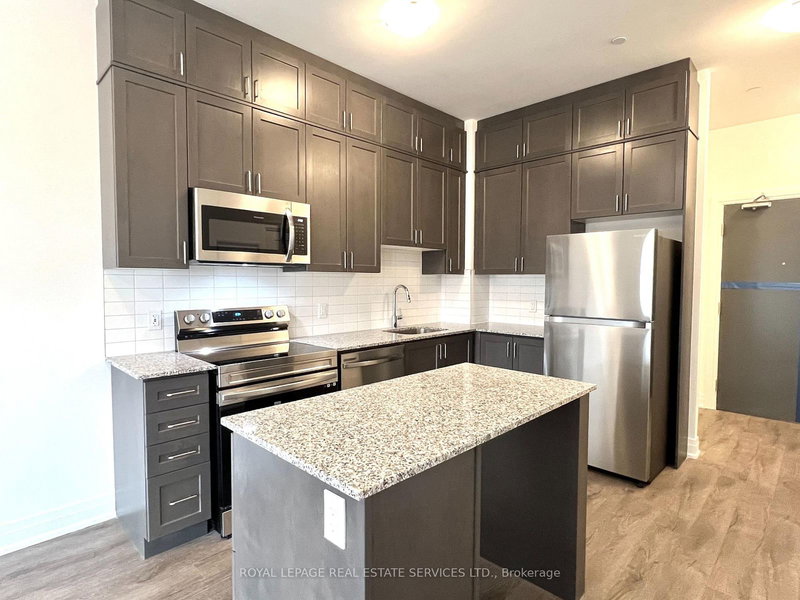 510 - 3265 Carding Mill Tr, Oakville, L6M 0W6 | Image 3