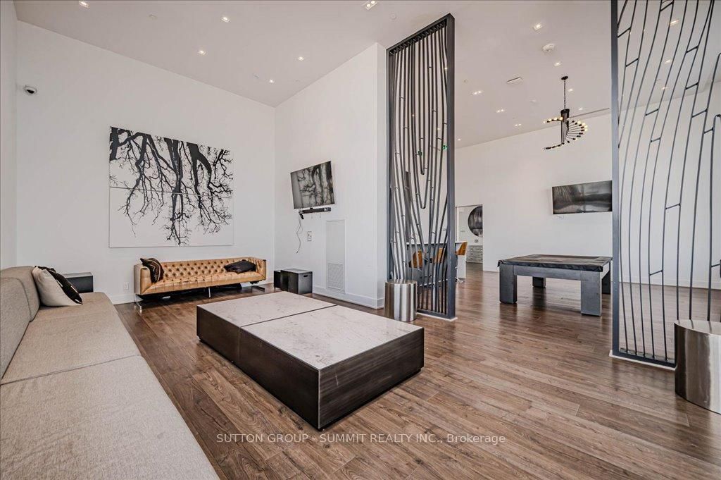 297 Oak Walk Oakville,ON L6H 3R6 — Photo 32