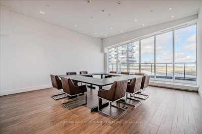297 Oak Walk Oakville,ON L6H 3R6 — Photo 37