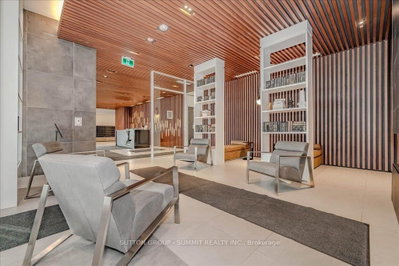 297 Oak Walk Oakville,ON L6H 3R6 — Photo 8