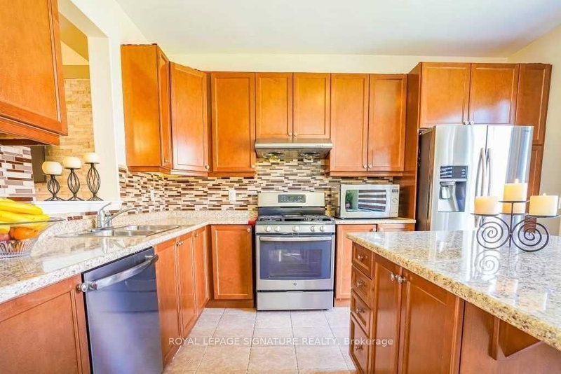 171 Buick Blvd, Brampton, L7A 0Z1 | Image 3