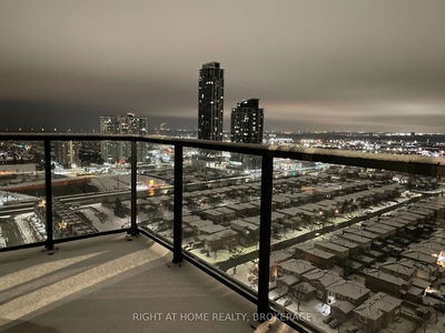 Unit 2109 — 4085 Parkside Village Dr, Mississauga - City Centre image-0-4