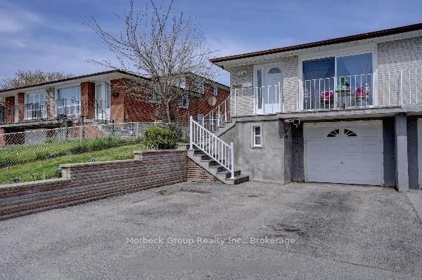 Semi-Detached House leased at 3373 Ellengale Drive, Mississauga, Erindale, L5C 1Z5 - MLS: W12011942