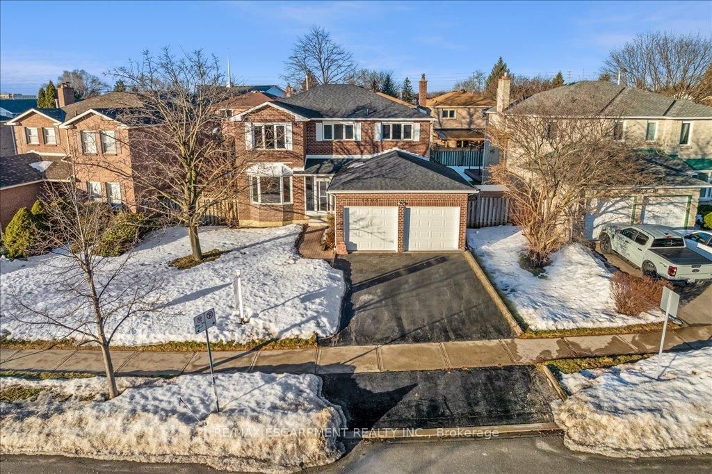 Detached House for sale at 1404 White Oaks Boulevard, Oakville, FA Falgarwood, L6H 4R7 - MLS: W12012265