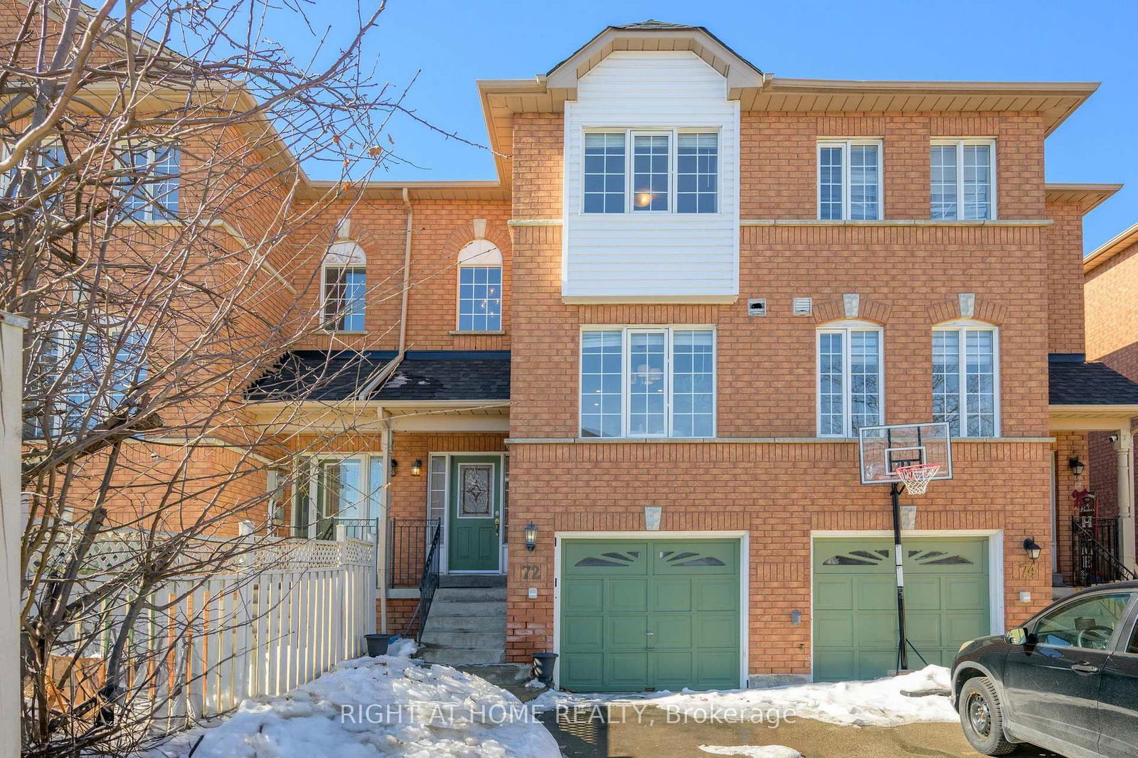 Townhouse for sale at 72-57 Brickyard Way, Brampton, Brampton North, L6V 4M3 - MLS: W12012298