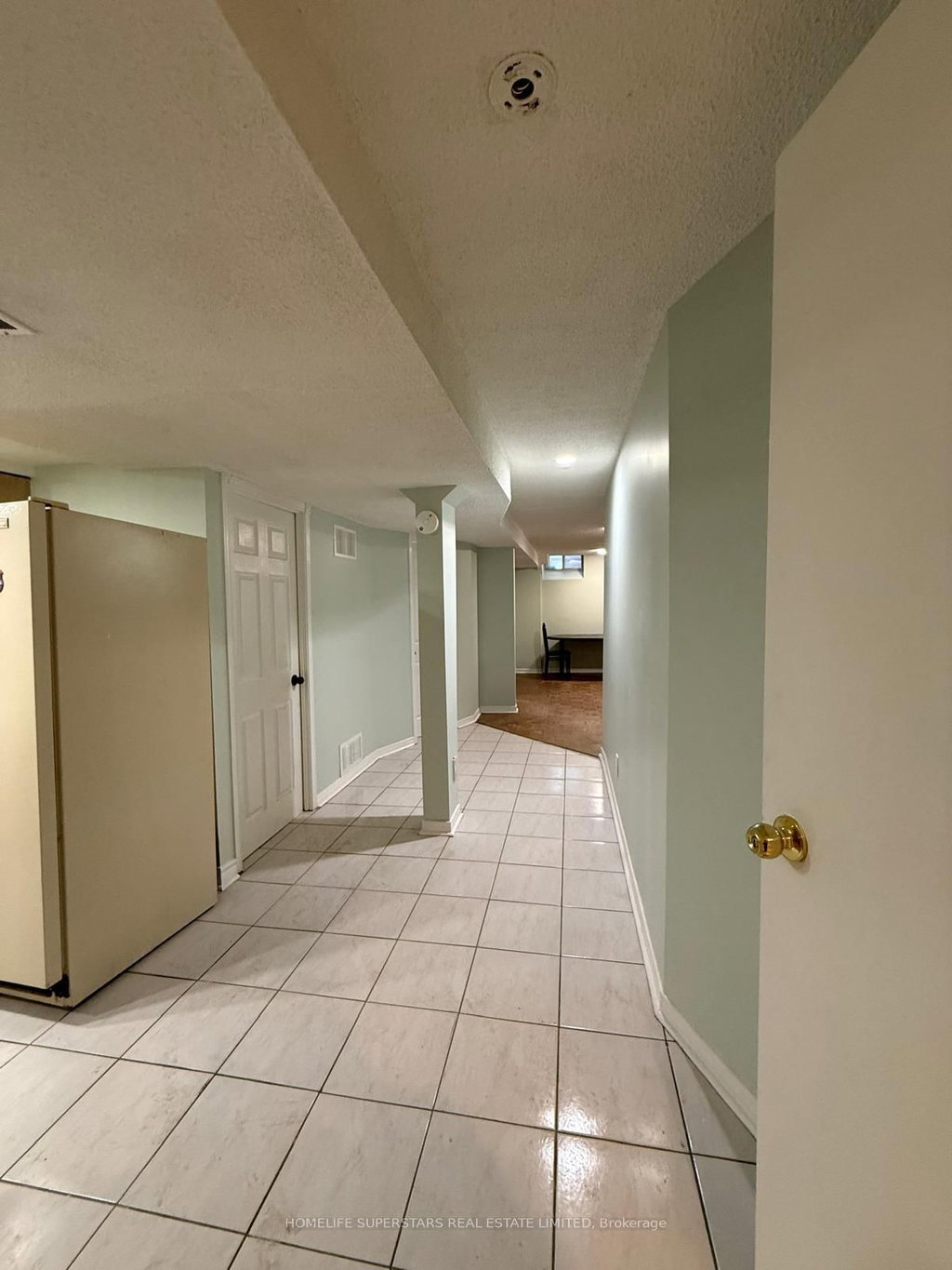 5570 Whistler Crescent 4