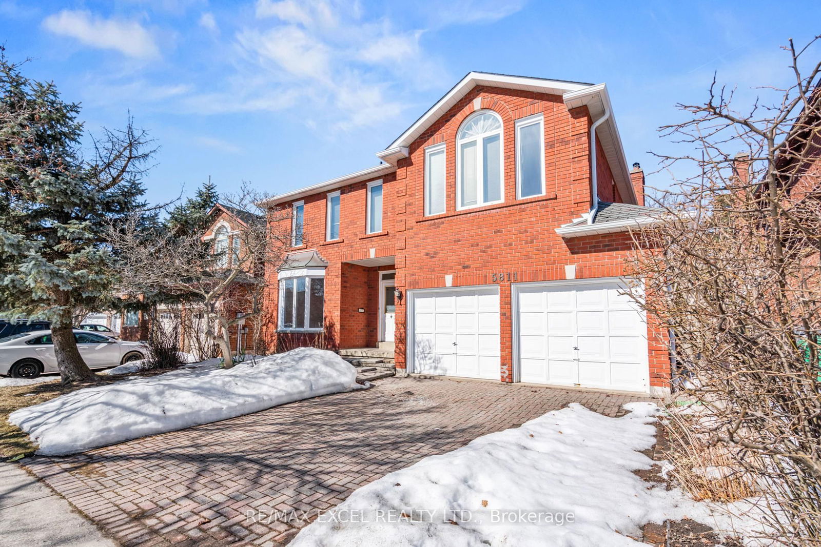 Detached House for sale at 5811 Riverside Place, Mississauga, East Credit, L5M 4X1 - MLS: W12012815