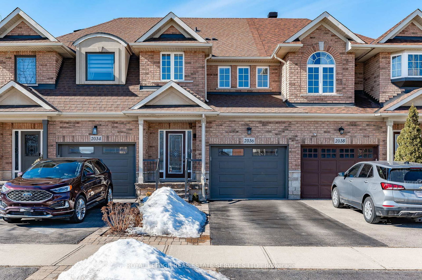 Townhouse for sale at 2036 Redstone Crescent, Oakville, WM Westmount, L6M 5B2 - MLS: W12013026