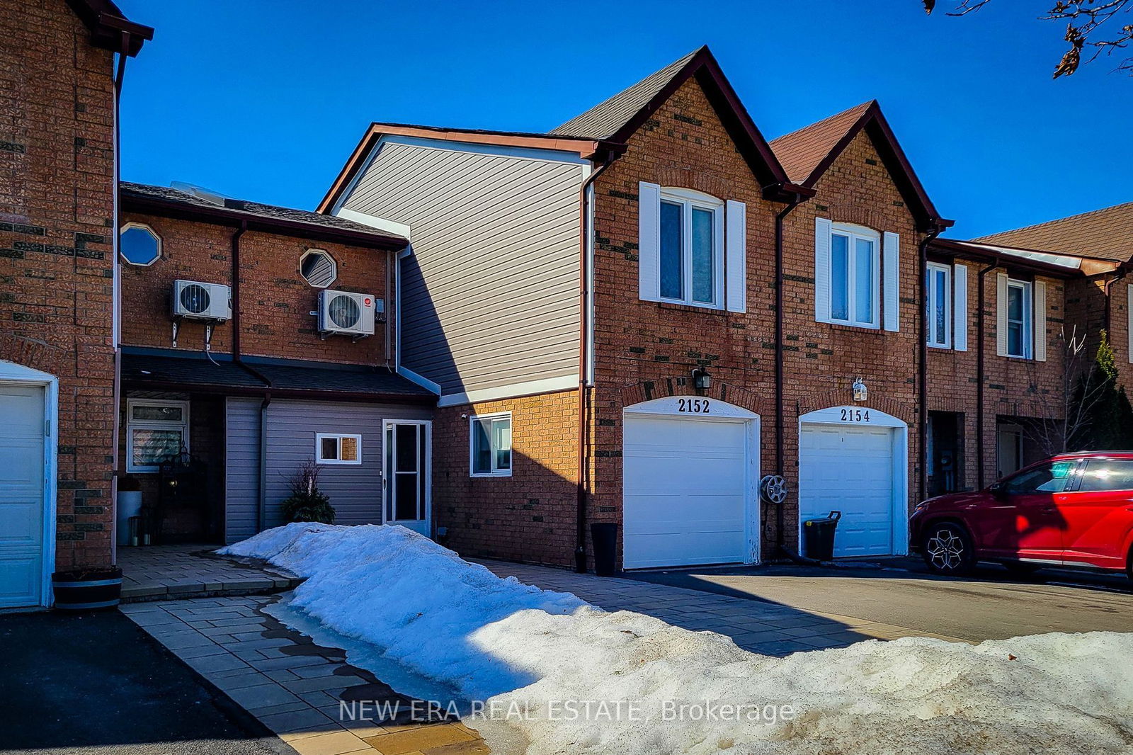 Townhouse for sale at 2152 Pelee Boulevard, Oakville, RO River Oaks, L6H 4C8 - MLS: W12013181