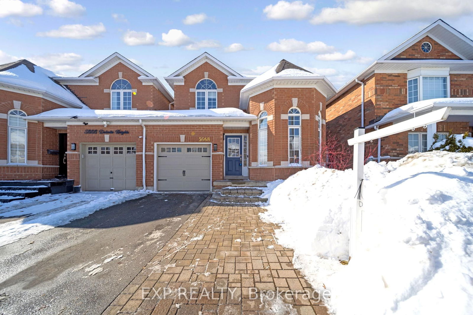 Semi-Detached House for sale at 5668 Dolmite Heights, Mississauga, Churchill Meadows, L5M 7B5 - MLS: W12013467