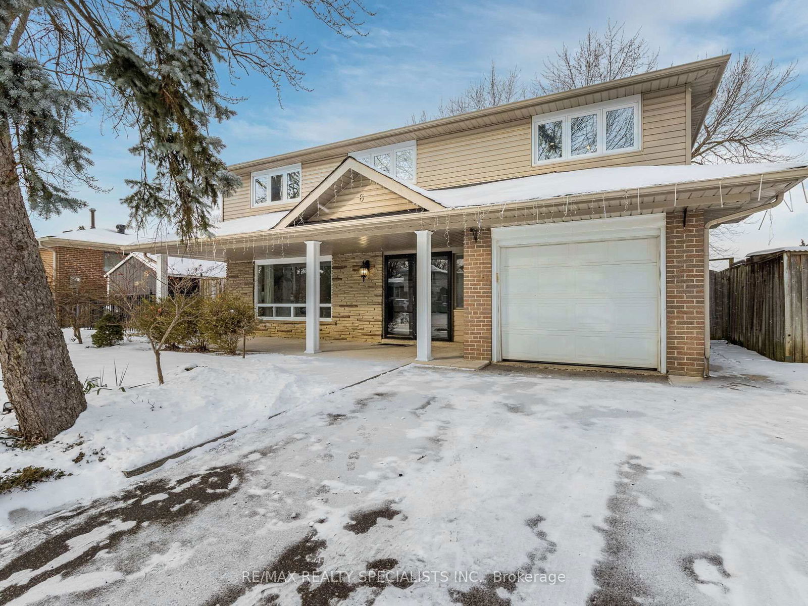 Detached House for sale at 6 NORVAL Crescent, Brampton, Brampton East, L6W 1J2 - MLS: W12013474