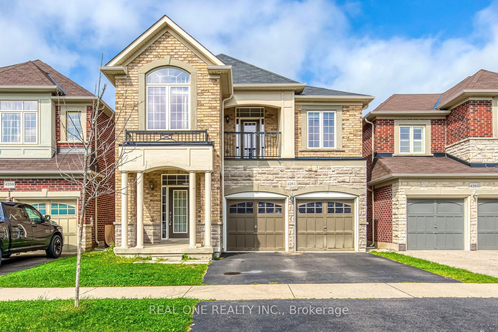 Detached House leased at 4261 Adobe Gate, Burlington, Alton, L7M 0M4 - MLS: W12013496