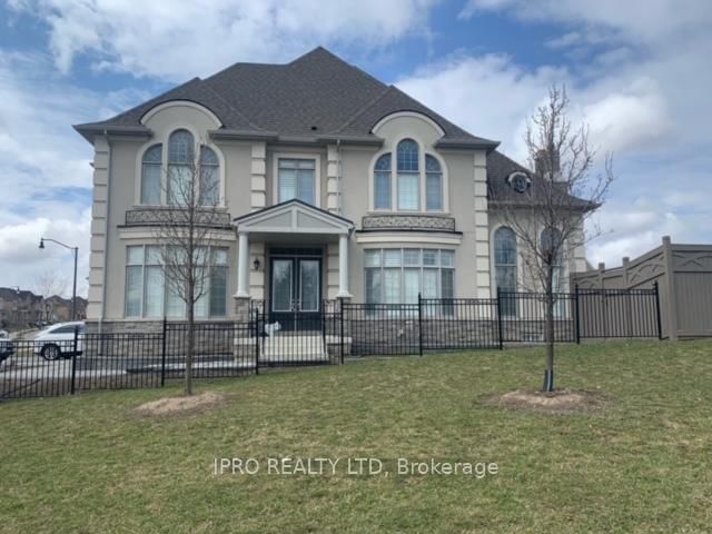 Detached House for sale at 1 Royal West Drive, Brampton, Credit Valley, L6X 2X3 - MLS: W12013579