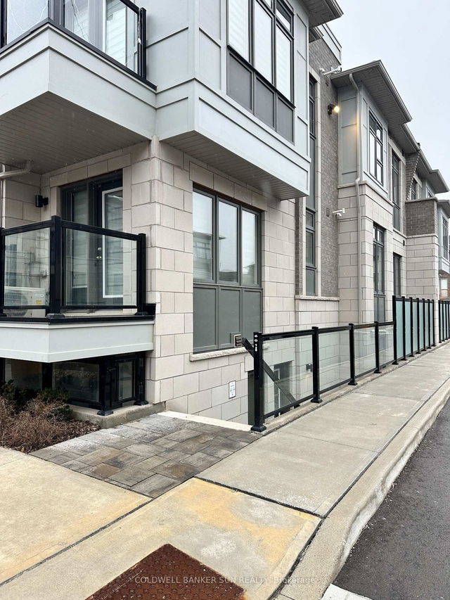 601 - 50 Halliford Place