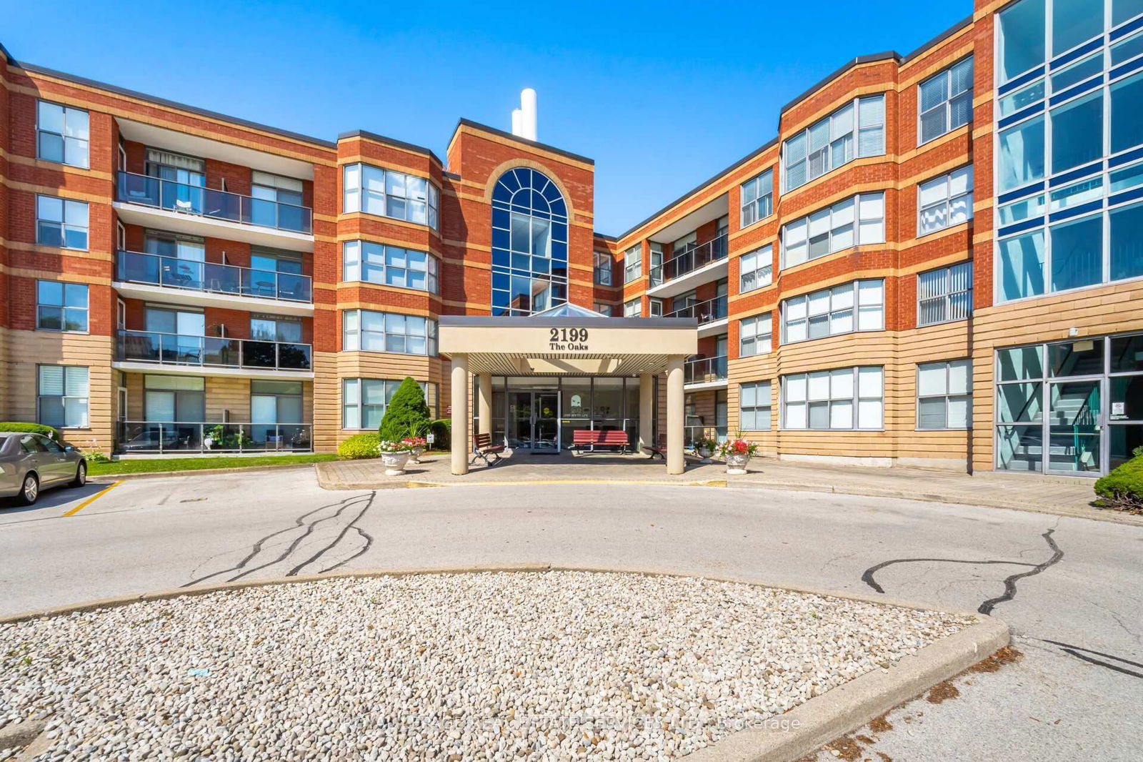 Condo for sale at 206-2199 Sixth Line, Oakville, 1015 - RO River Oaks, L6H 5V3 - MLS: W12013807