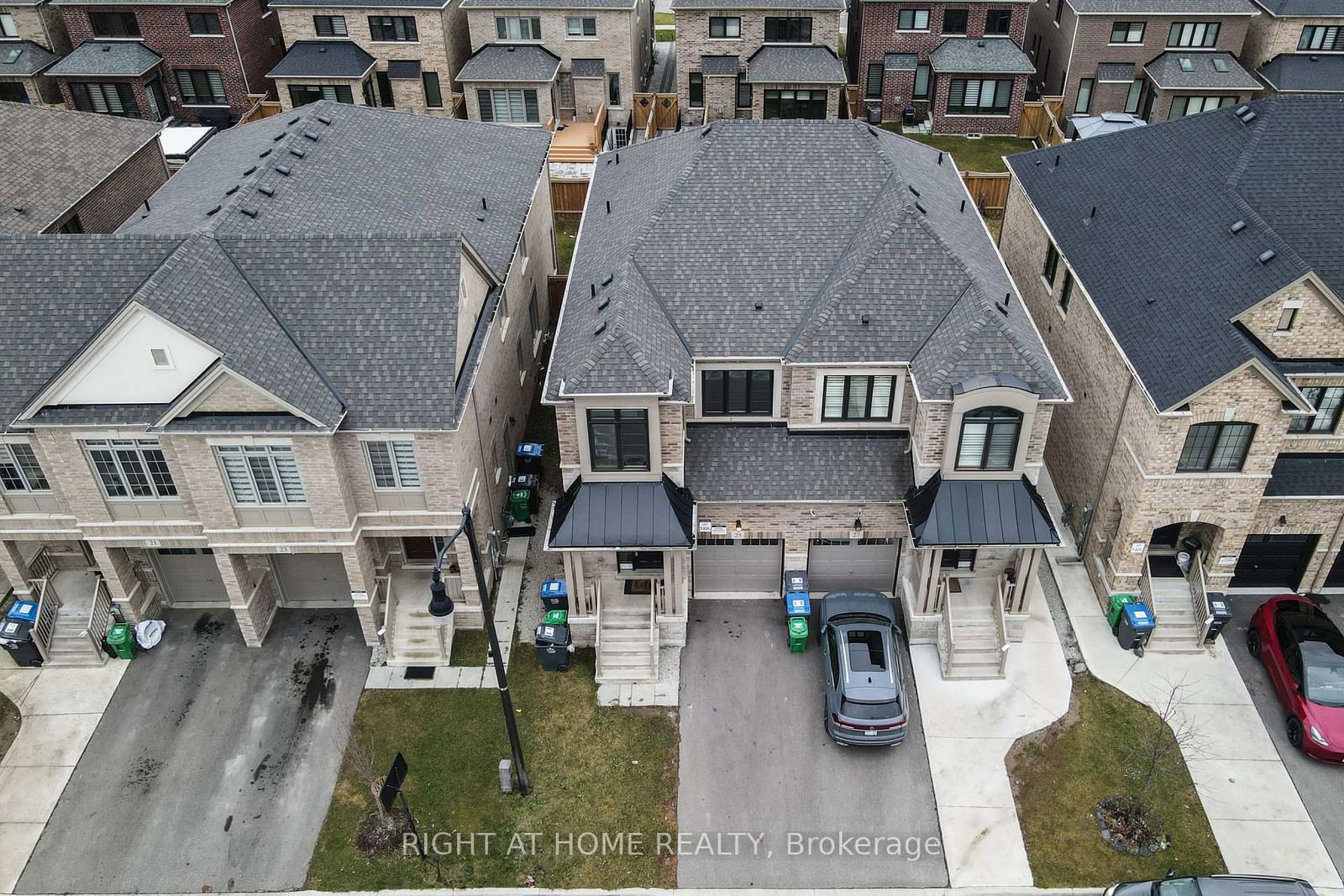 Semi-Detached House leased at UPPER-25 Hubbell Road, Brampton, Bram West, L6Y 1P3 - MLS: W12013837