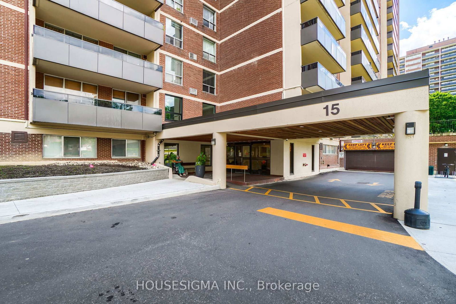 Condo for sale at 1617-15 La Rose Avenue, Toronto, Humber Heights, M9P 1A7 - MLS: W12013929