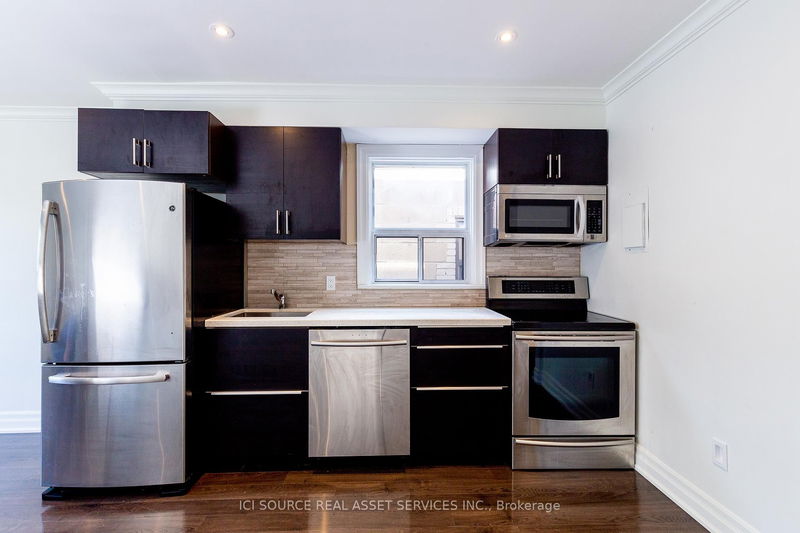 Unit C — 253 Lakeshore Rd, Mississauga - Port Credit image-0-0
