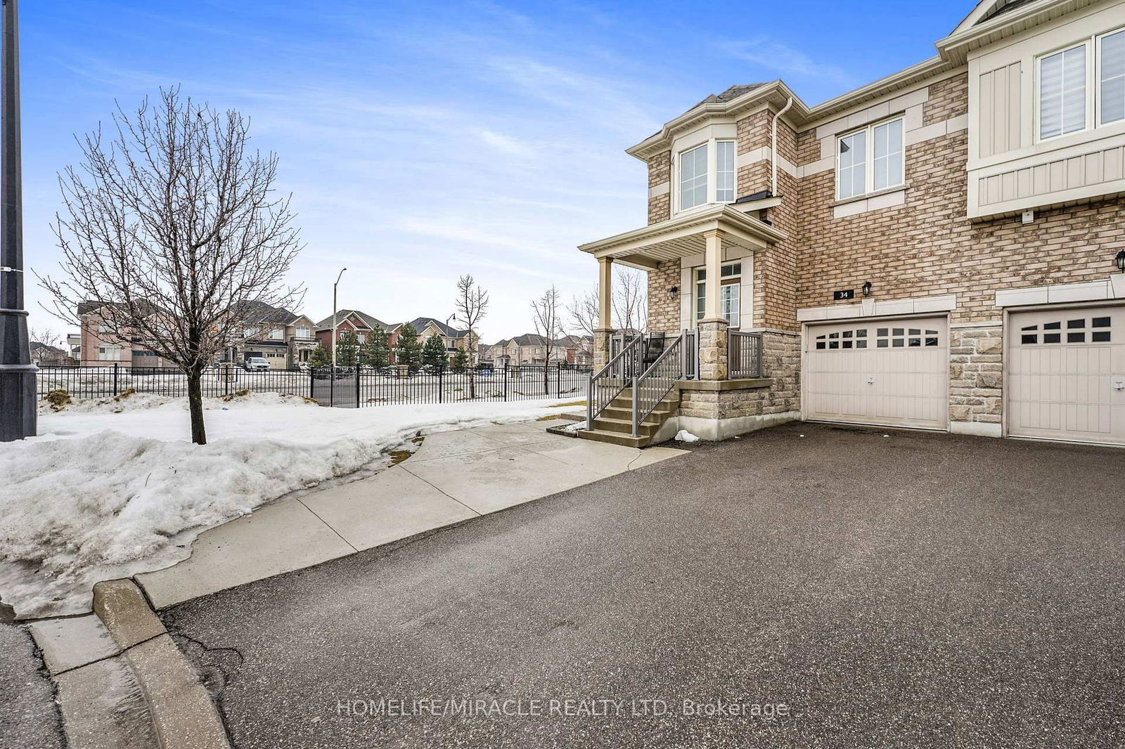 Semi-Detached House for sale at 34 Bernadino Street, Brampton, Bram East, L6P 4G1 - MLS: W12014136