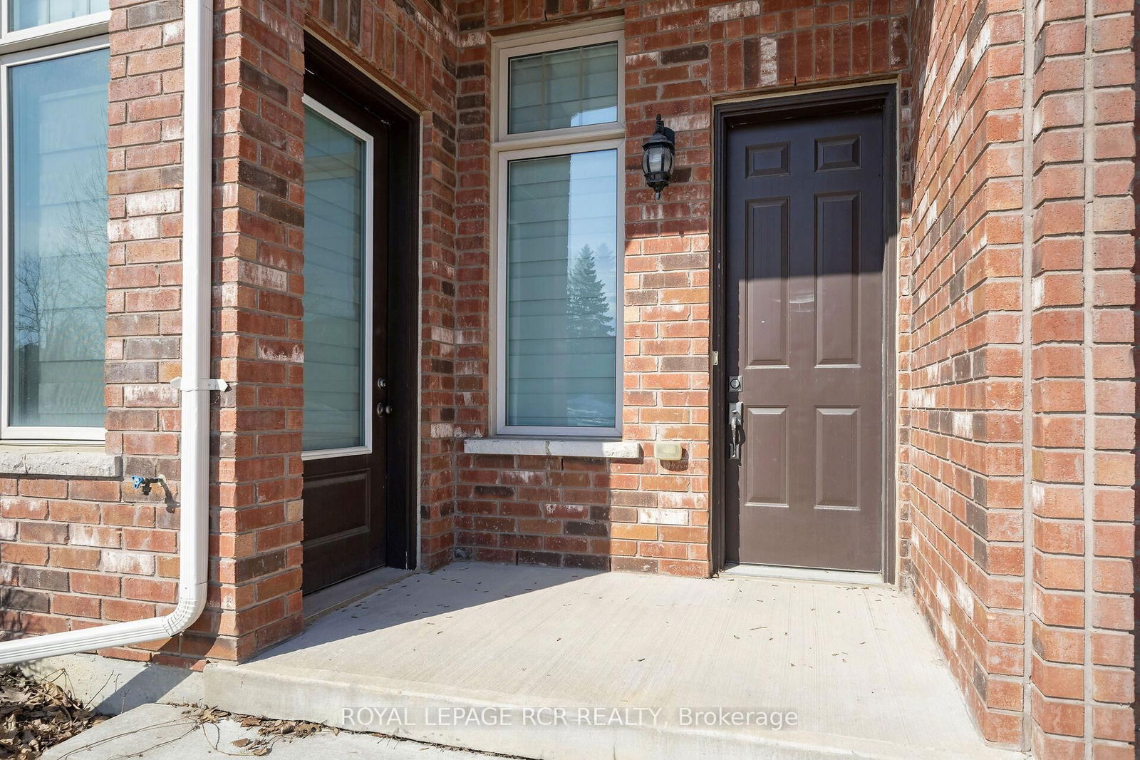 Townhouse for sale at 20 McCardy Court, Caledon, Caledon East, L7C 3X1 - MLS: W12014269