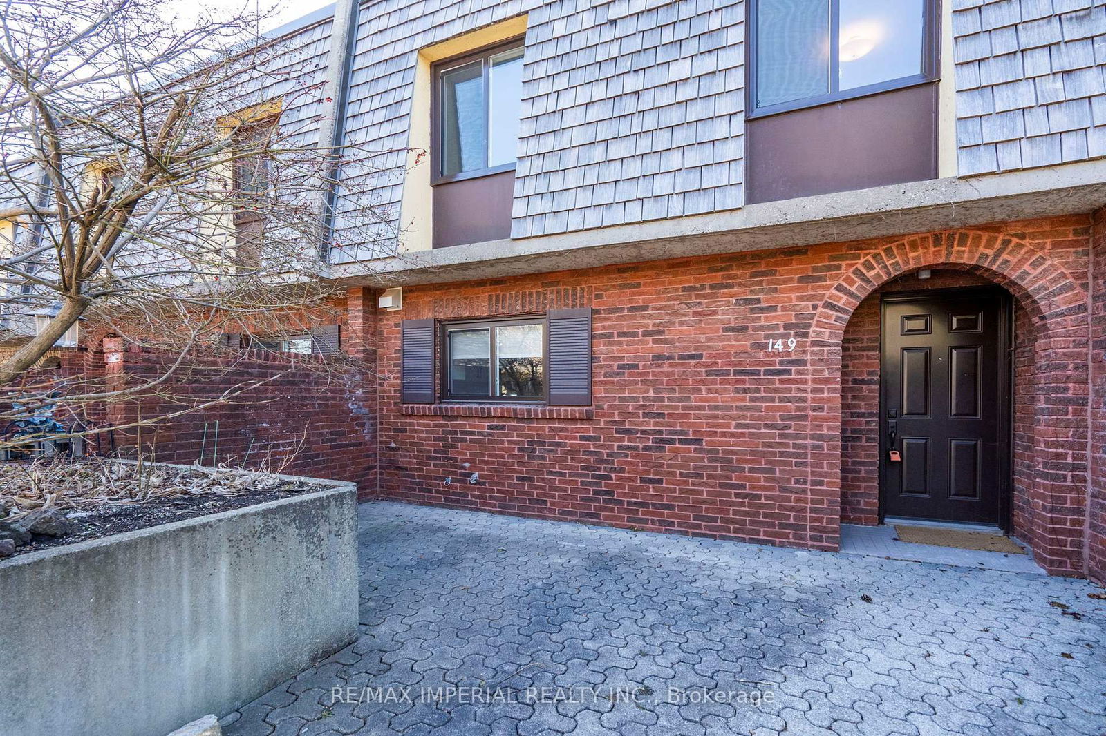 Townhouse for sale at 149-1250 Mississauga Vly Boulevard, Mississauga, Mississauga Valleys, L5A 3R6 - MLS: W12014396