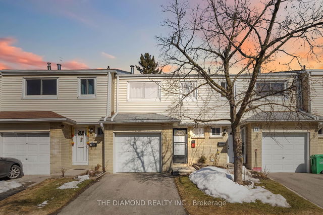 32 - 400 Mississauga Valley Boulevard