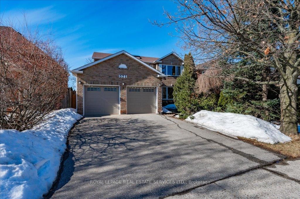 Detached House for sale at 521 Golden Oak Drive, Oakville, WC Wedgewood Creek, L6H 3X6 - MLS: W12014598