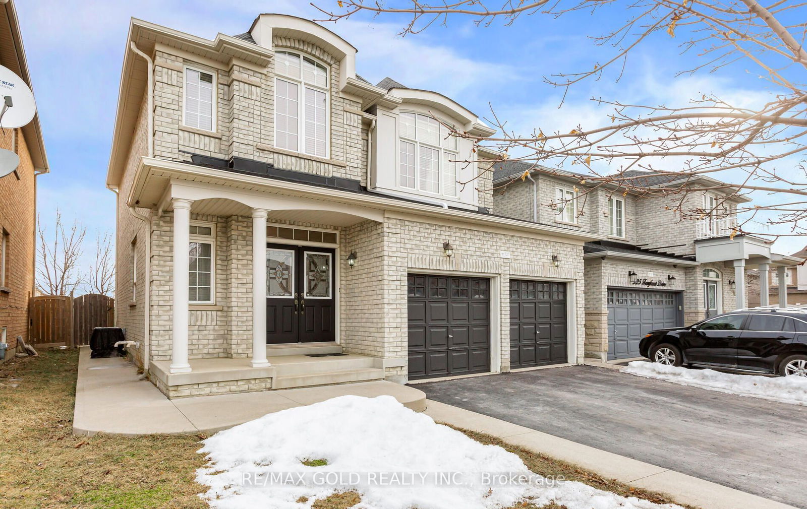 Detached House for sale at 527 Fernforest Drive, Brampton, Sandringham-Wellington, L6R 0S2 - MLS: W12014671