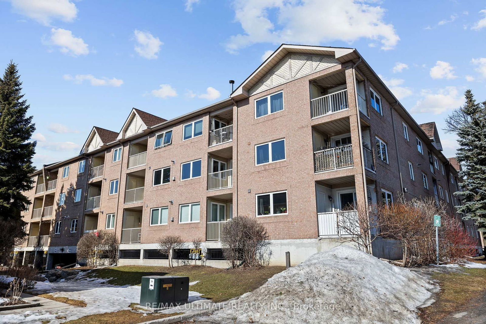 Townhouse for sale at Unit 98-55 Bristol Road, Mississauga, Hurontario, L4Z 3N8 - MLS: W12014895