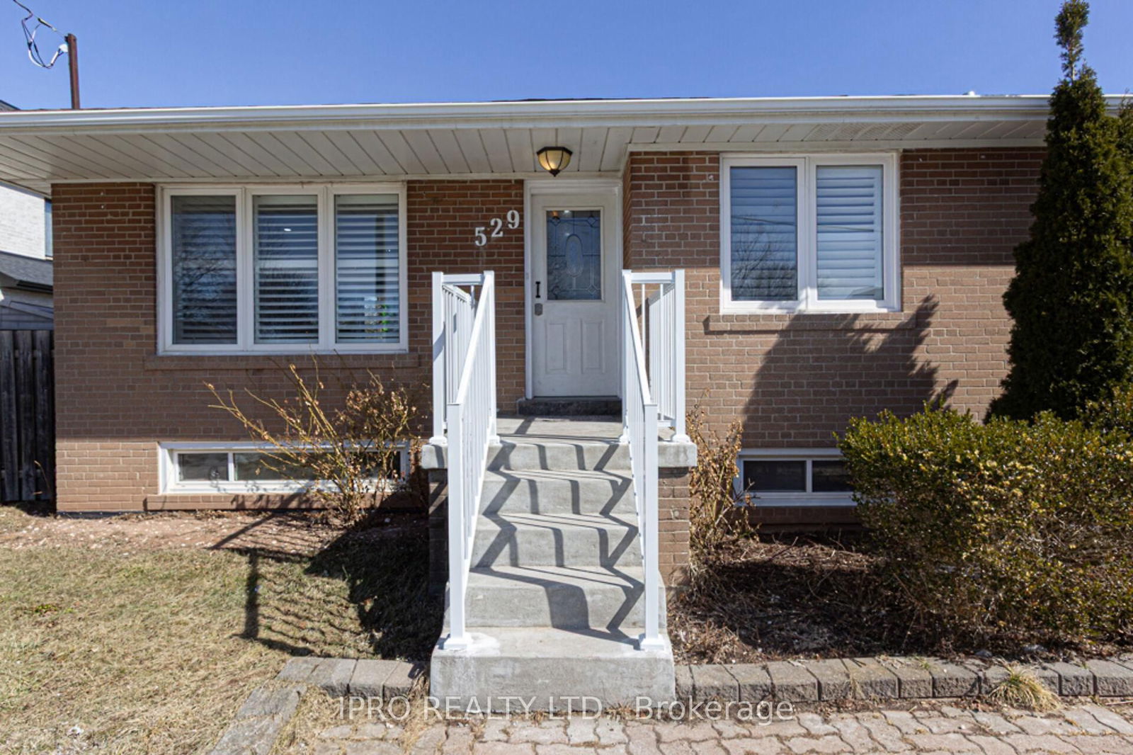 Detached House for sale at 529 Trudale Court, Oakville, WO West, L6L 4H2 - MLS: W12014939