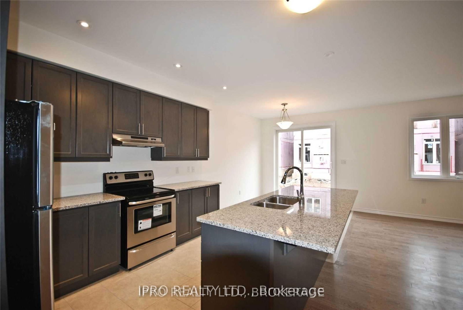 Townhouse for lease at 80 Orchardcroft Road, Oakville, NW Northwest, L6H 7C4 - MLS: W12015202