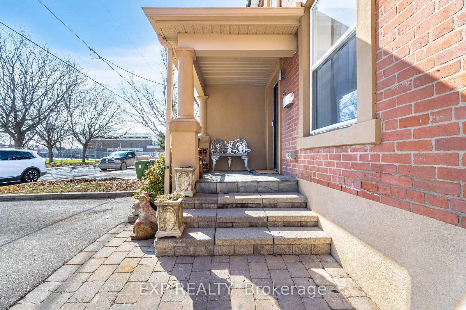 Semi-Detached House sold at 34 Dennis Avenue, Toronto, Mount Dennis, M6N 2T6 - MLS: W12015393