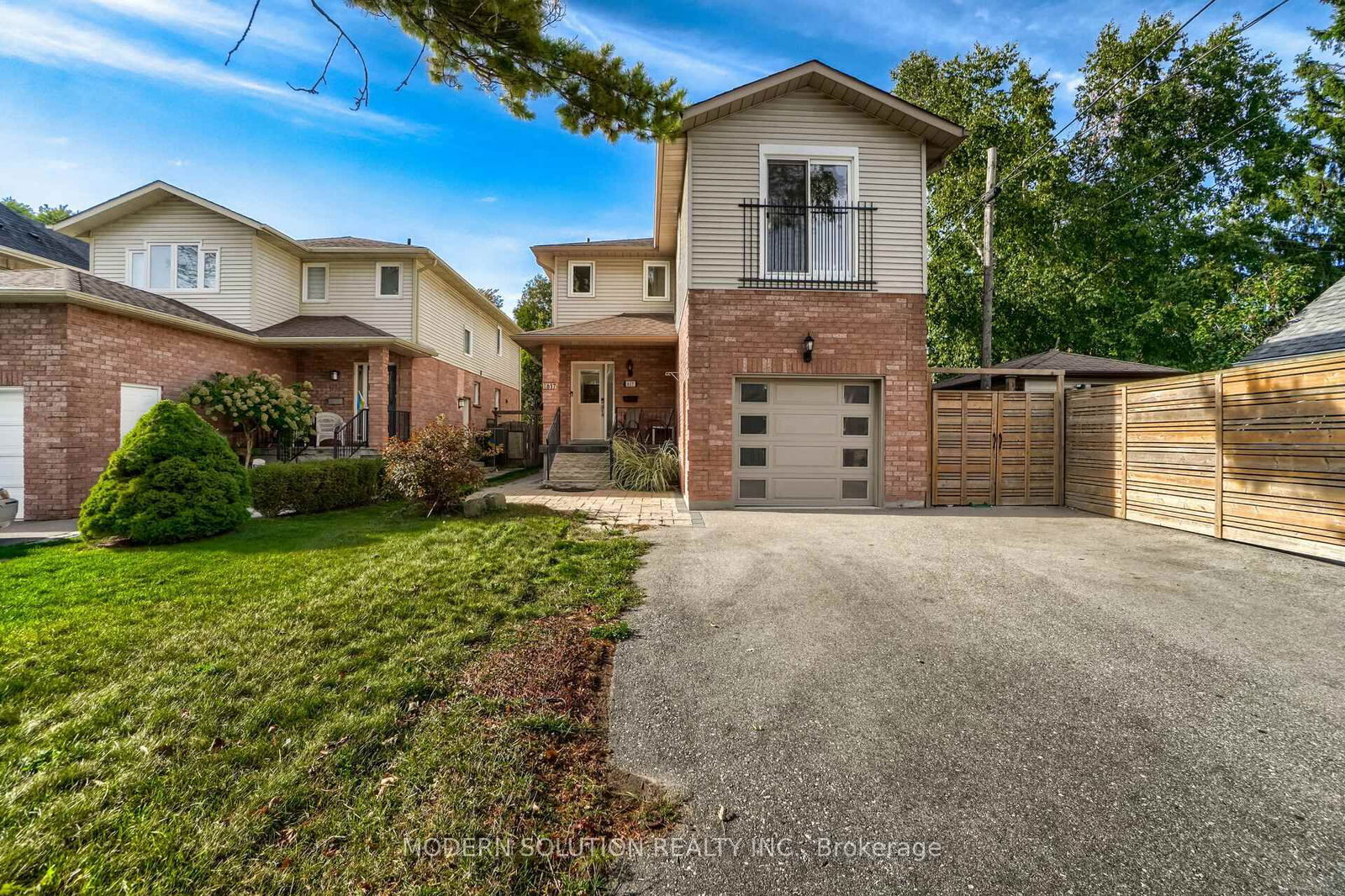 Detached House for sale at 617 Curzon Avenue, Mississauga, Lakeview, L5G 1P8 - MLS: W12015706