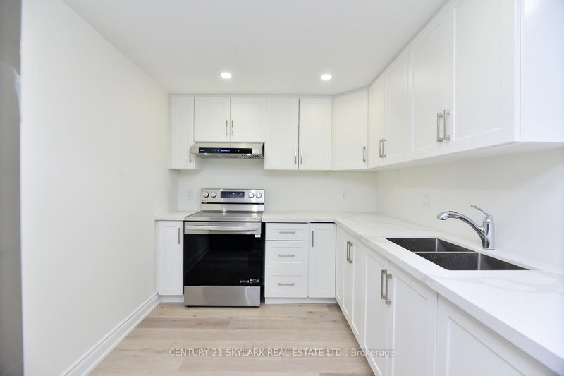 Bsmt - 11 Midvale Rd, Brampton, L7A 2N1 | Image 2