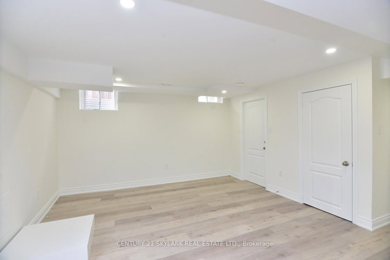 Bsmt - 11 Midvale Rd, Brampton, L7A 2N1 | Image 3