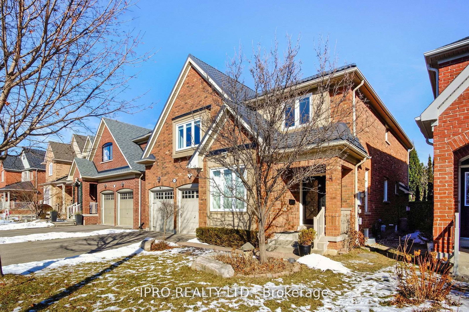 Detached House for sale at 31 Callisto Court, Mississauga, Streetsville, L5M 0A1 - MLS: W12015880