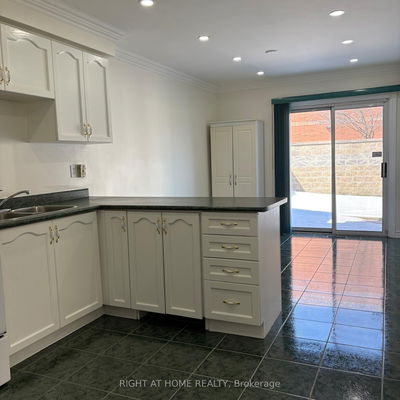 72 Arthurs Cres, Brampton - Fletcher's West image-0-3