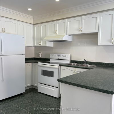 72 Arthurs Cres, Brampton - Fletcher's West image-0-4