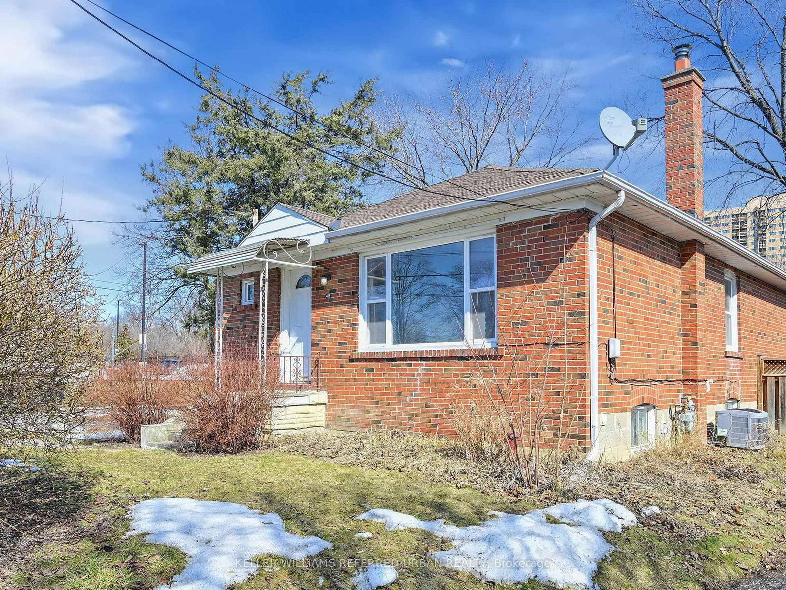 Detached House for sale at 48 Loney Avenue, Toronto, Downsview-Roding-CFB, M3L 1E9 - MLS: W12016308