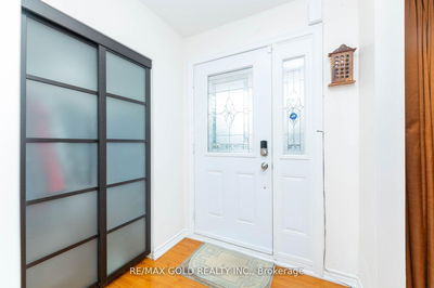 7178 Harwick Dr, Mississauga - Malton image-0-3