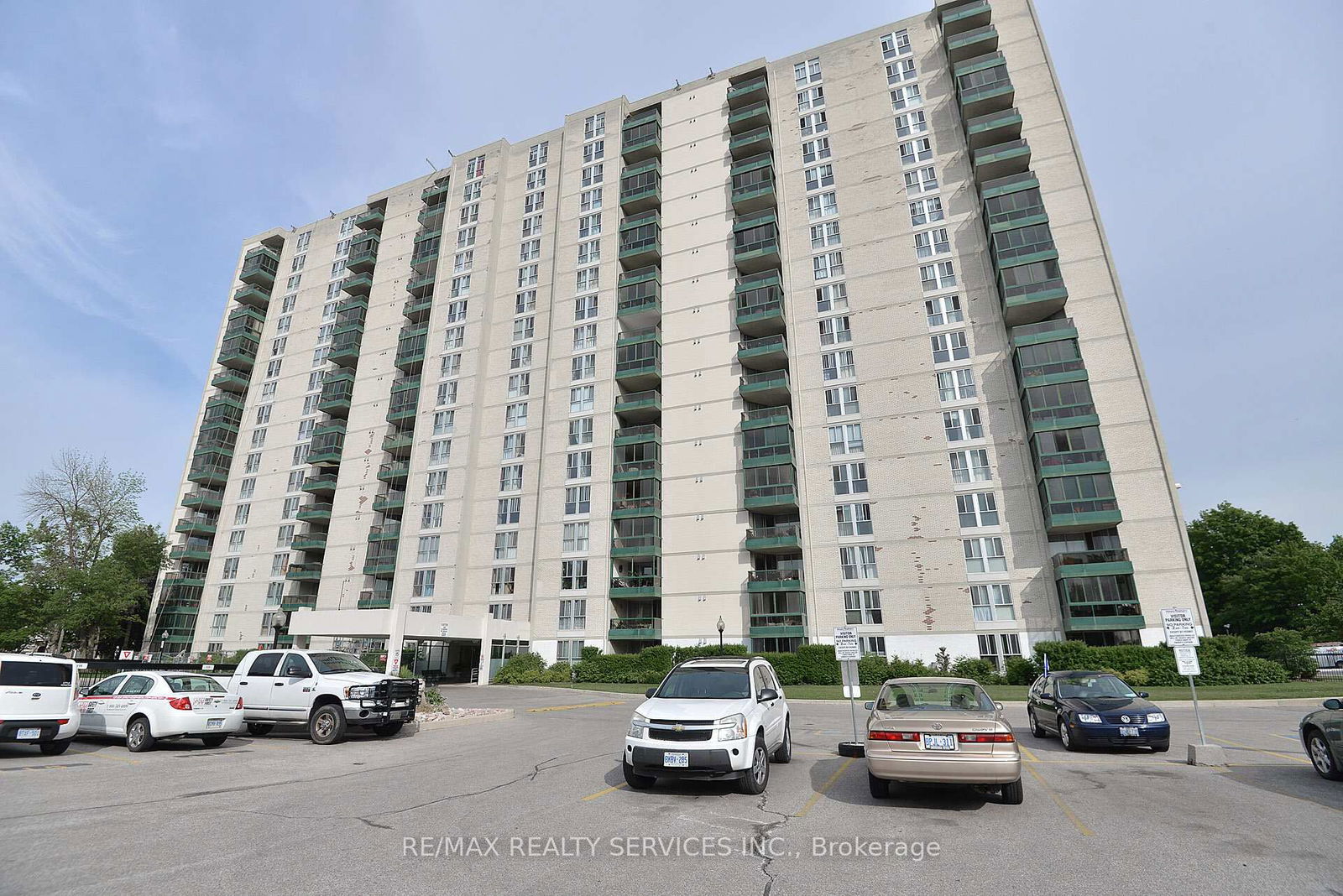 Condo for sale at 304-420 Mill Road, Toronto, Eringate-Centennial-West Deane, M9C 1Z1 - MLS: W12016793