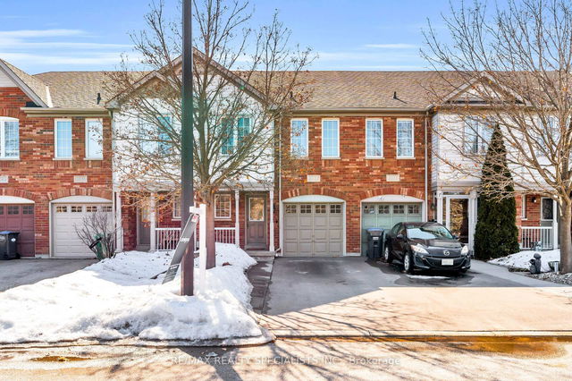 3073 Hawktail Crescent
