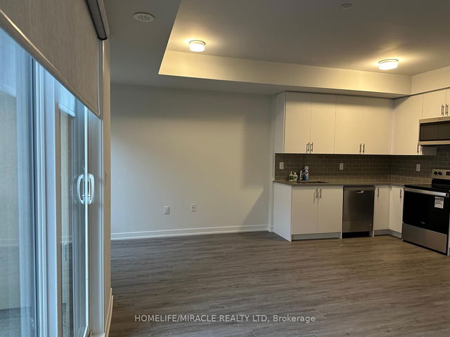 12 - 3556 Colonial Drive